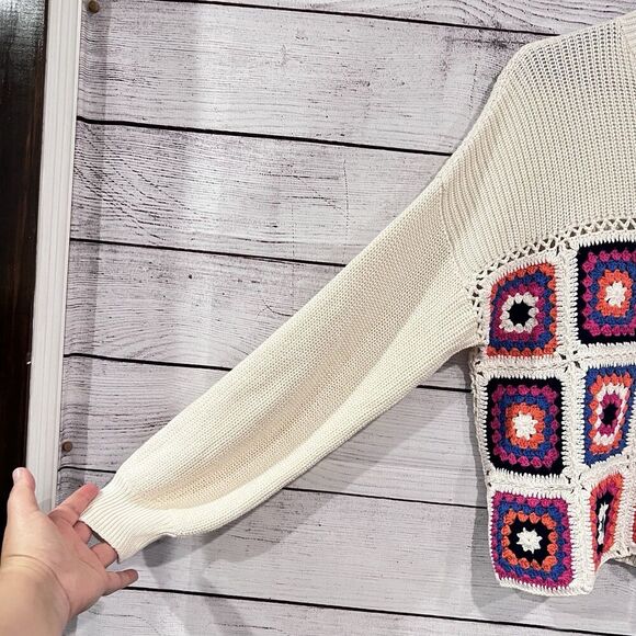 Sadie & Sage Floral Granny Crochet Sweater Relaxed Retro Contemporary Small - Picture 6 of 9